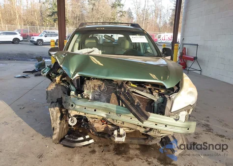 2011 Subaru Outback 2.5I from USA, damaged, VIN 4S4BRBAC8B3332297